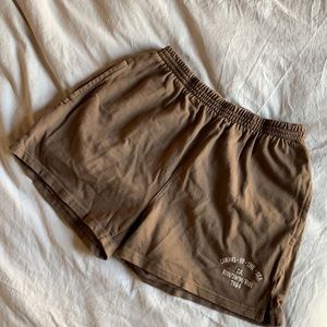 BRANDY MELVILLE Rosa Sweatshorts